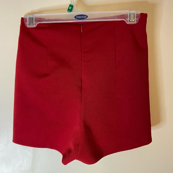 size S - Picture 2 of 3